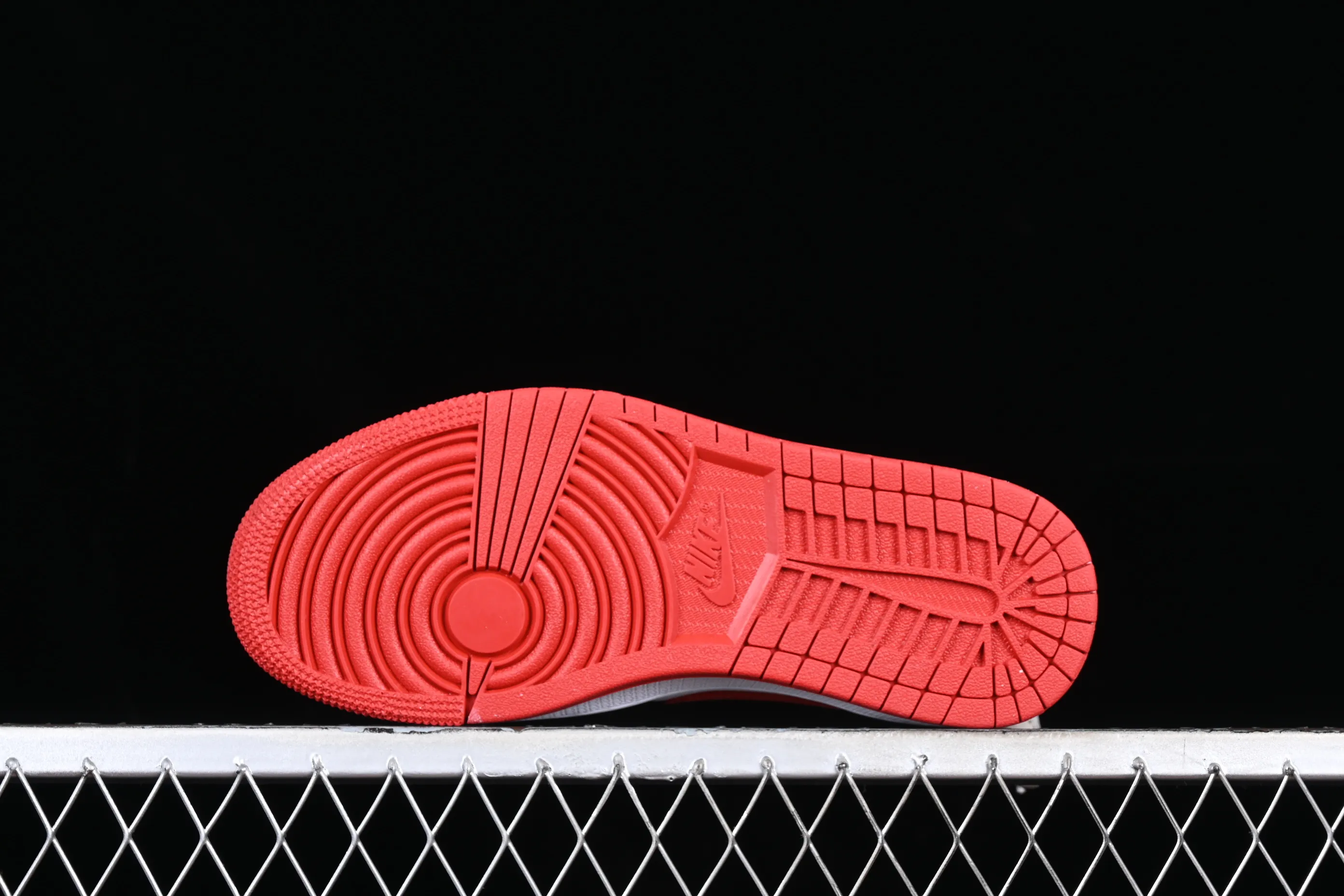 All categories Air Jordan Jordan series basketball shoes Air Jordan 1 Low Z version Air Jordan 1 Low AJ1 Joe 1 silver red low-top cultural casual sneakers CZ0790-161